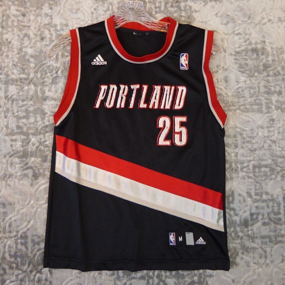 Vintage Adidas Portland Trail Blazer Jersey Youth Medium Black Travis Outlaw NBA